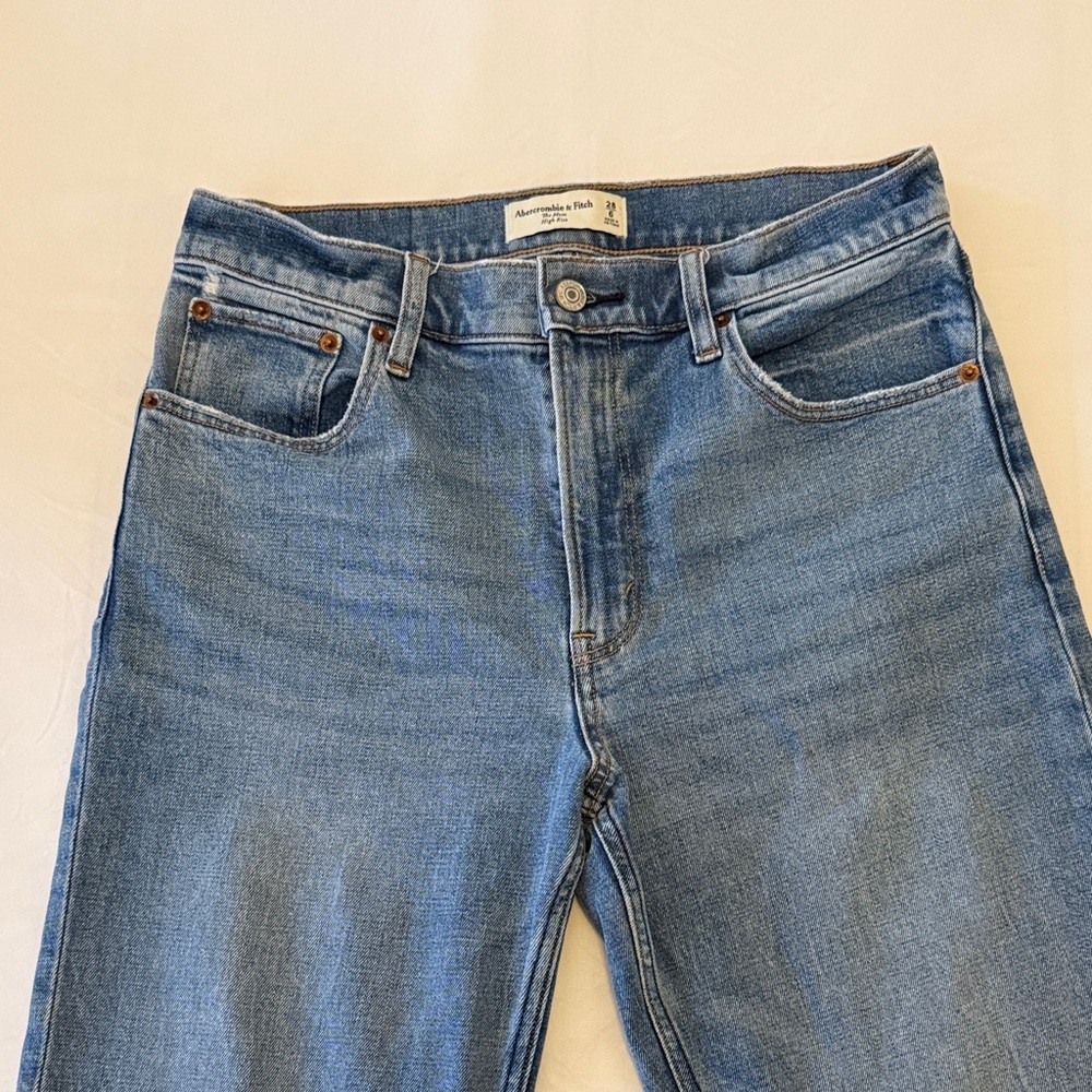 Abercrombie & Fitch Womens The Mom High Rise Jeans 28 / 6